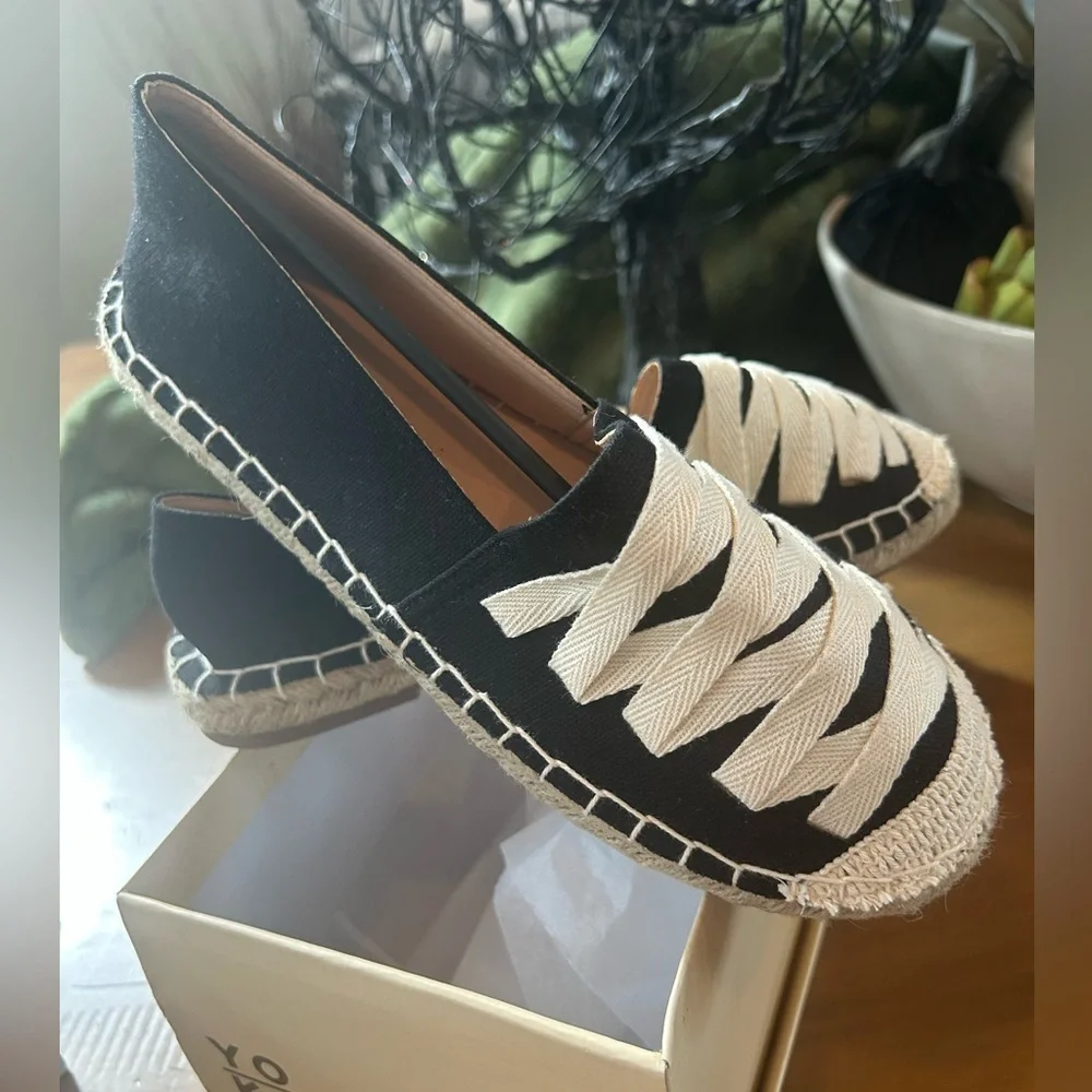NIB Yoki Womens Shoes Yoki Leia-12 Black Espadrilles